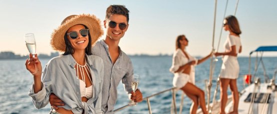 Seven Questions to Ask Before Choosing A Luxury Yacht for Your Party