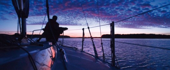 Why night time is amazing for yachting
