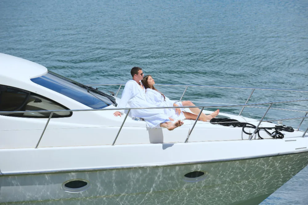 balancing-yacht-charters-thrill-relaxation